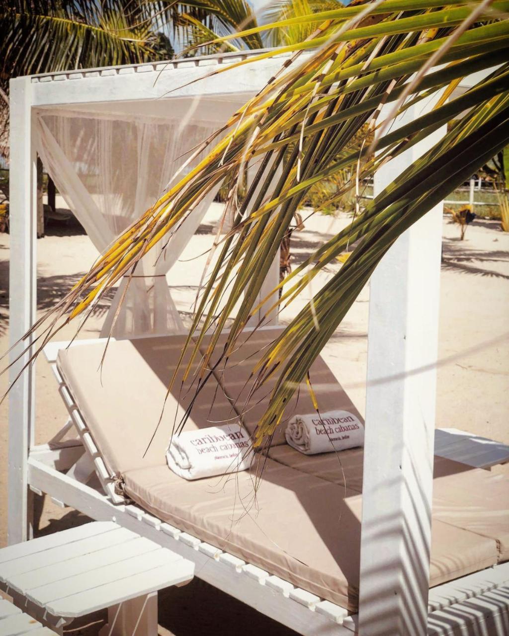 Caribbean Beach Cabanas Placencia Exterior photo