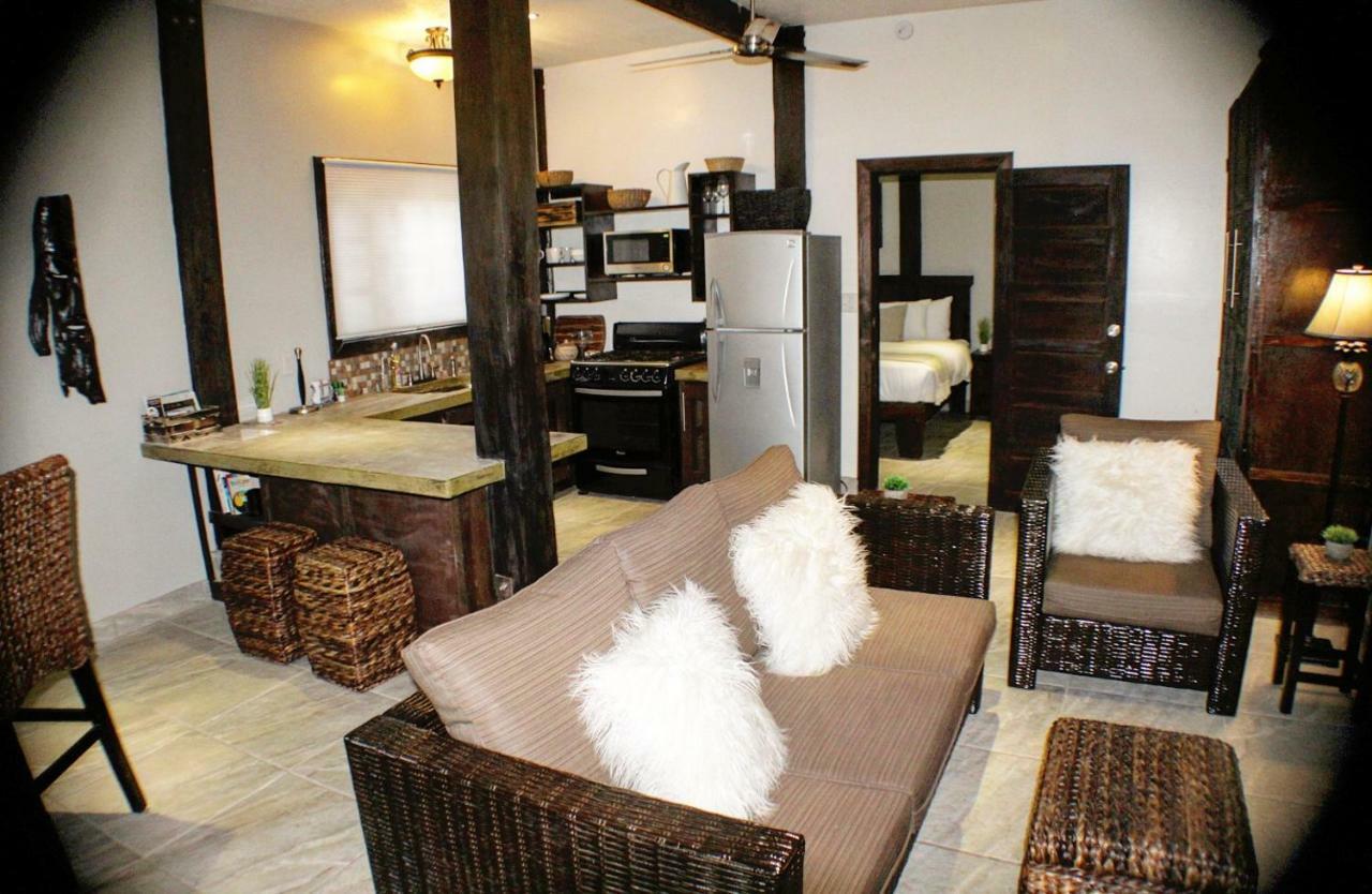 Caribbean Beach Cabanas Placencia Exterior photo